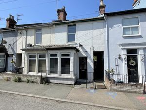 Colne Road- click for photo gallery
